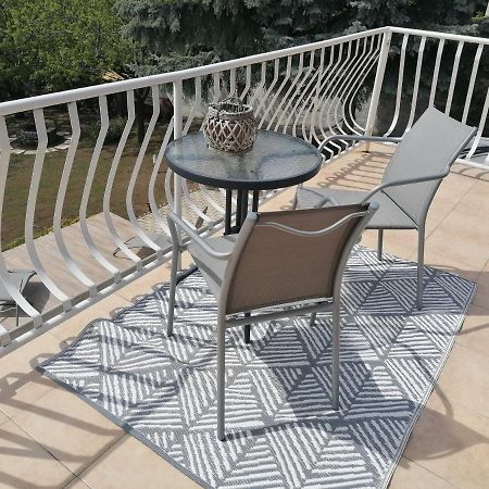 Balatonfuered Apartmanhaz ภายนอก รูปภาพ